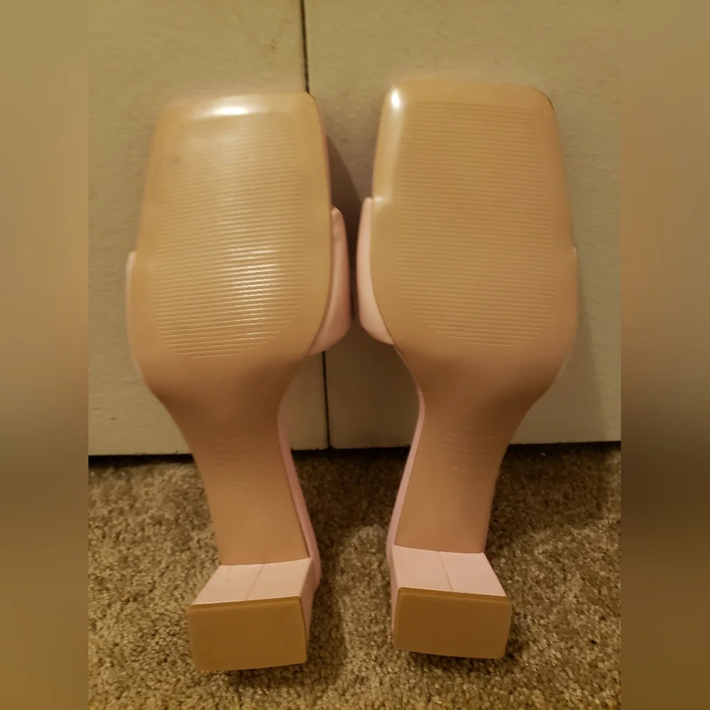 Alias Mae shoe size 10